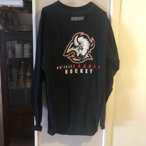 Buffalo Sabres long sleeve T-shirt size XL